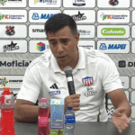 “Yo tengo un contrato y trabajo. Me levantó todos los días con las mismas ganas, ya sea que gane, empate o pierda”: César Farías