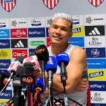 Rueda de prensa del futbolista colombiano